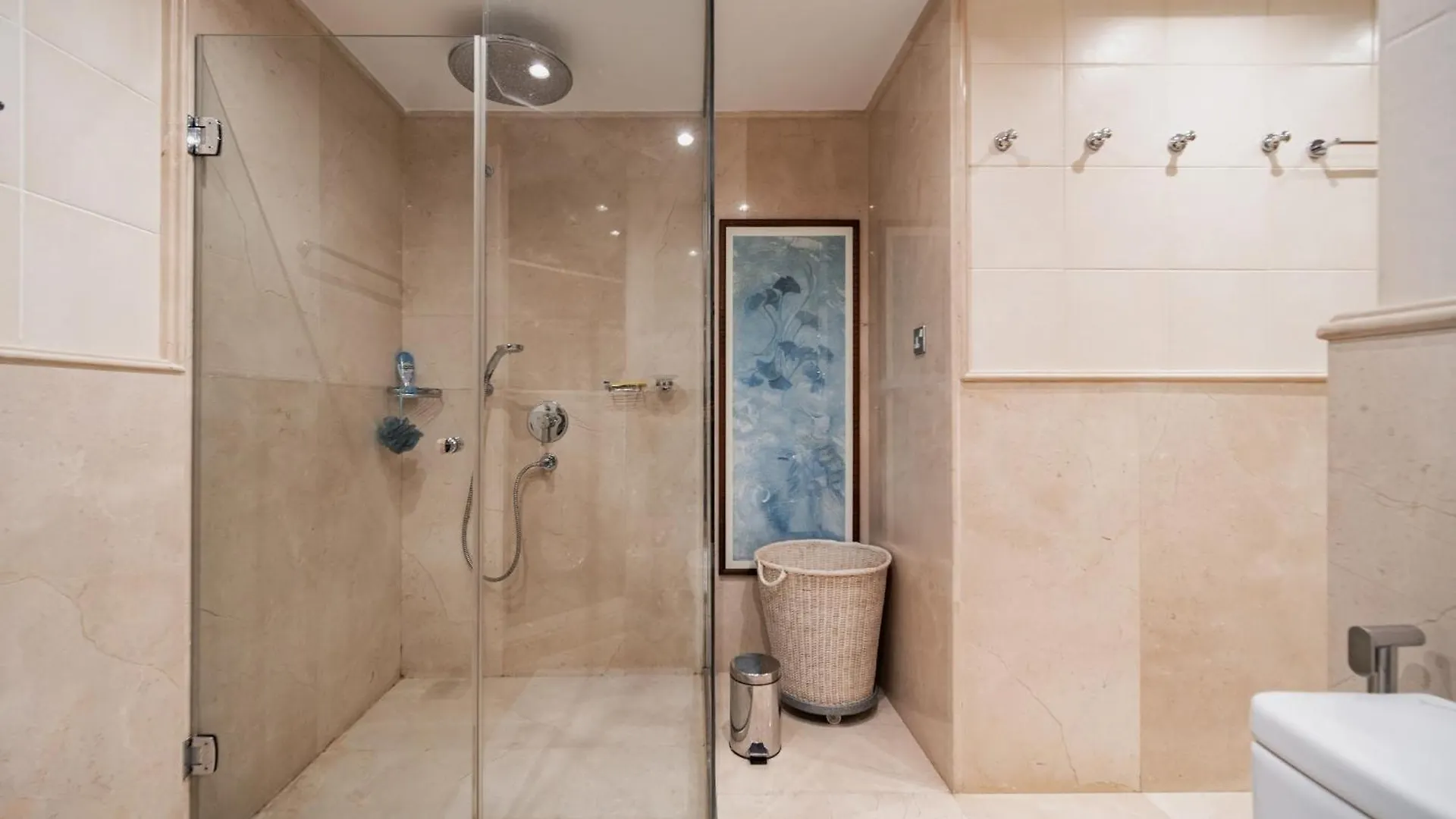 Your Private Beach With Sea View & Crib - Palm 2Br Dubai United Arab Emirates